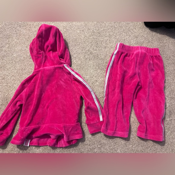 Adidas pink velour baby girl track suit 6 months - Picture 4 of 4